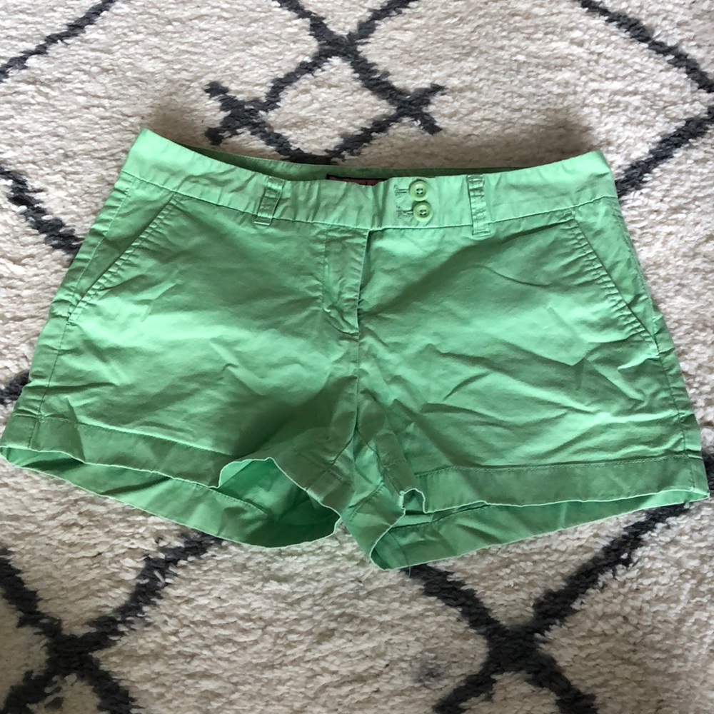 Vineyard Vines shorts